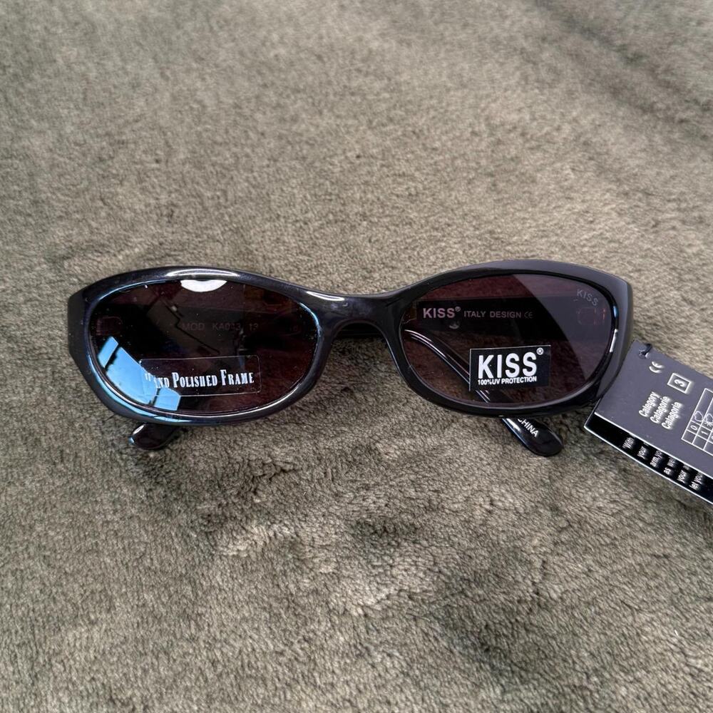 Black Vintage Sunglasses